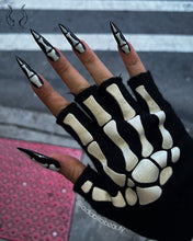 Load image into Gallery viewer, Glow Skeleton Hand Set